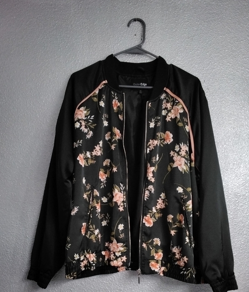 Outer Edge Satin Floral Jacket   Size 3X - Picture 2 of 4